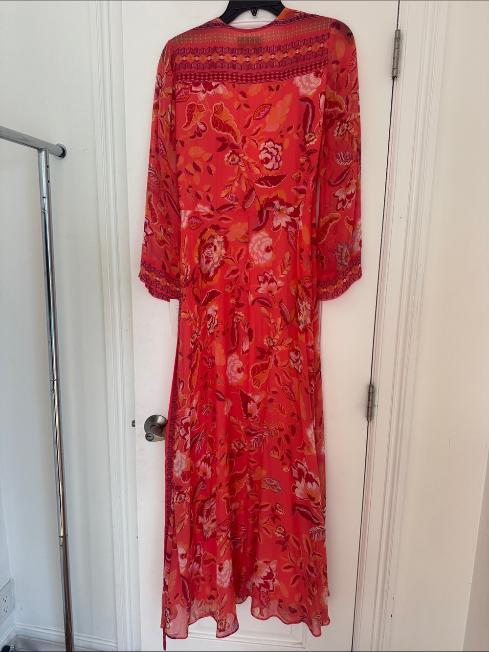 HALE BOB Floral Kimono wrap style coral lined Medium NWT - Picture 2 of 16